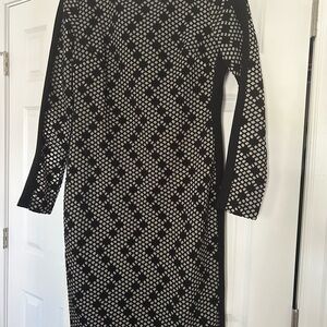 Vince Camuto Black and White Patterned Long Sleeve Dress